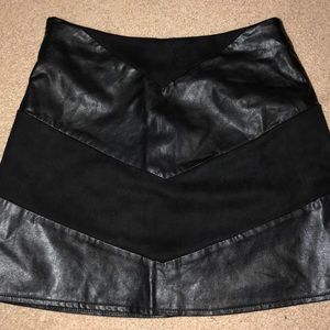 🌟LEATHER/SUEDE SKIRT🌟